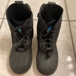 Little Kids size 10 Native Rain Boots